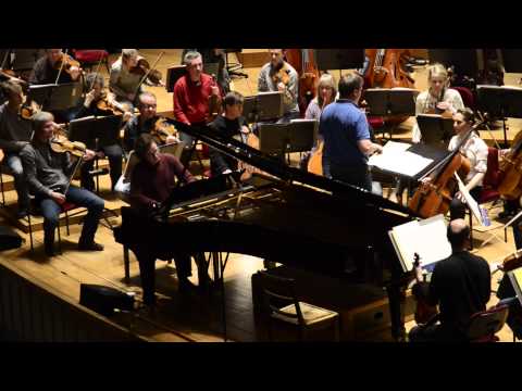 Schumann Piano Concerto / Royal Stockholm Philharmonic Orchestra / Martin Helmchen / Storgårds