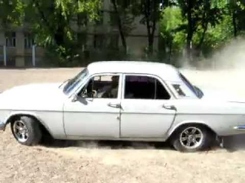 GAZ-2401 "Volga" ..stadium drive