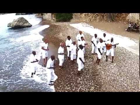 Kor Moment of Praise ta presenta Huan Bautista