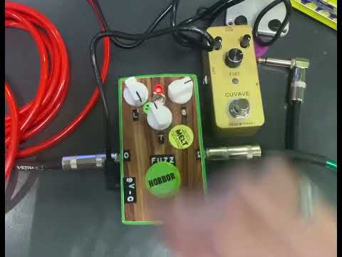 Pigtone Fuzz Pedal sounds great and stacks well