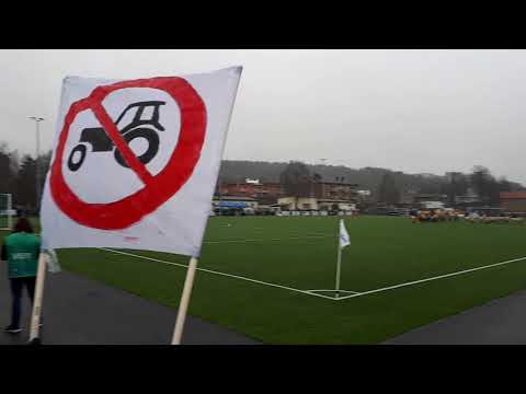 Grorud IL - Vålerenga IF 0-1 2. runde cupen 1. mai 2018 spillerne entrer banen