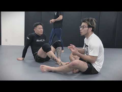プロ練風景MMA選手に教える足関節技講座