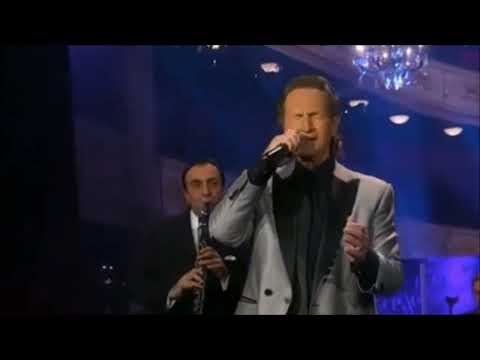 Resmini Öptüm de Yattım / Esi Den Poneses - Makis Xristodoulopoulos