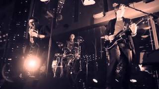 TRIANGLE SUN When the Rain Comes Falling Down