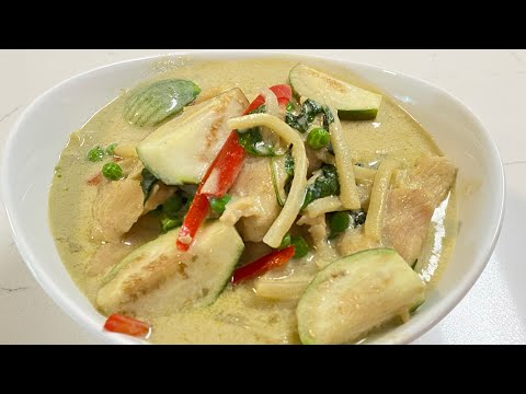 Thai Green Curry Chicken \ Gaeng Keow Waan