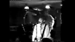 The Neighborhoods - Live at The Blue Wall Set #2 (Amherst, MA  - Fall 1982)