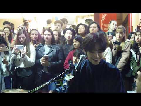 [181015] The Rose busking in Hongdae - Take me down (Dojun cam.)