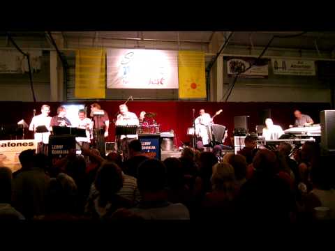 ZOSIA!  DYNATONES REUNION FRANKENMUTH MUSICFEST 2012