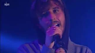 Oscar and the Wolf - Pretty Infiniti (Live)