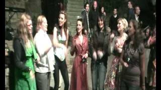 The Puppini Sisters & Nevermind - I will survive (a capella)