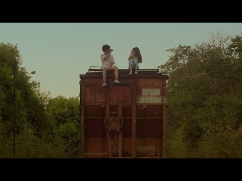 Um Milhão De Coisas (part. Marina Linhares) - Rafa Bicalho