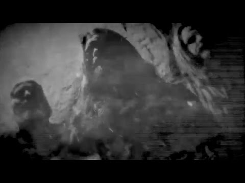 Vredehammer - "Ursus" (Official lyric video)