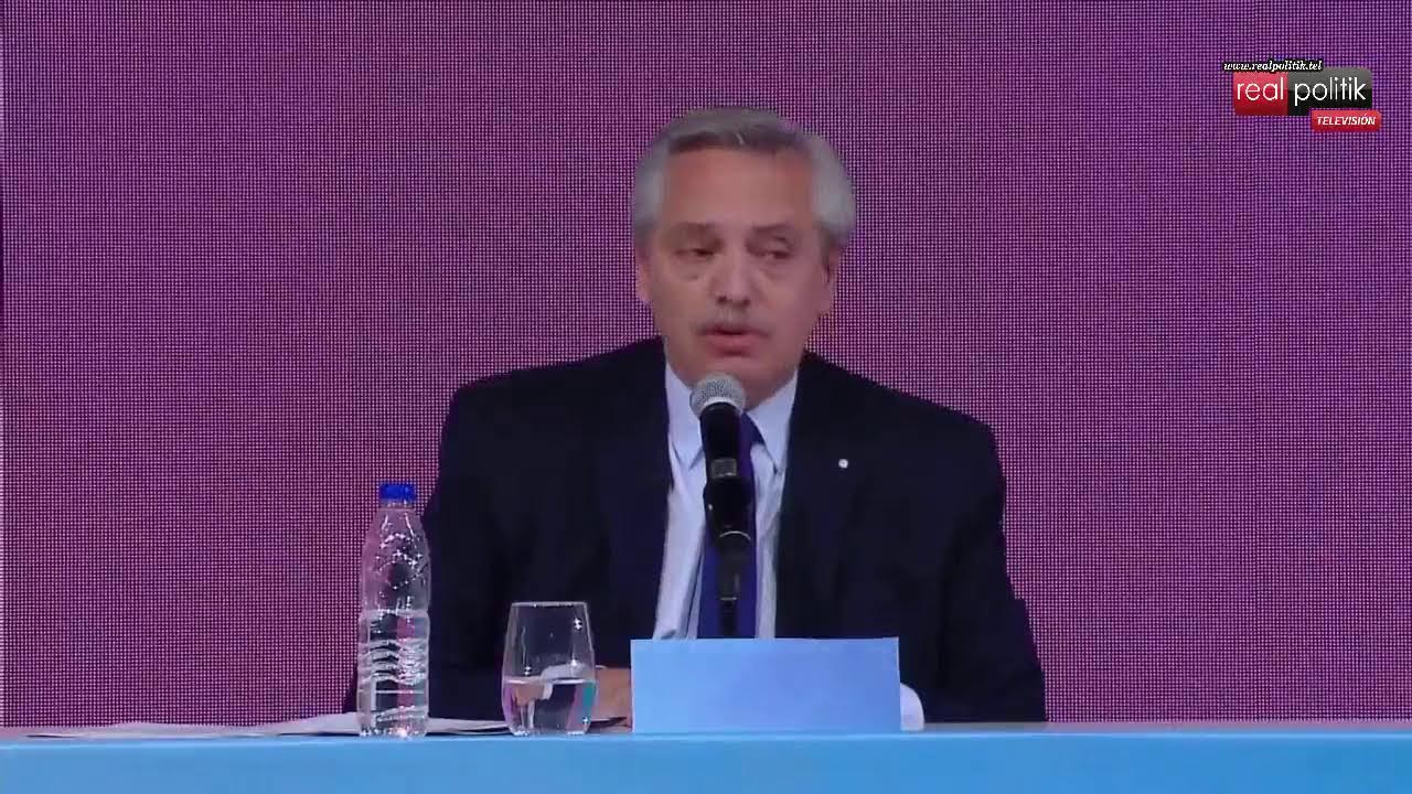 CFK y una advertencia para Alberto: "Te pido que uses la lapicera"