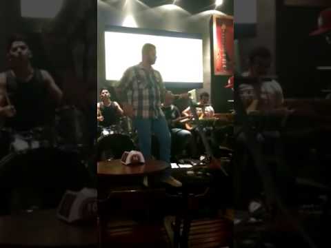 André Barcellos ( gelo na balada )