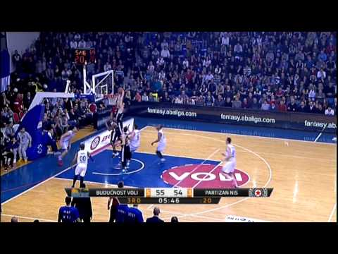 Milutinov corrects the layup attempt of Akognon (Budućnost VOLI - Partizan NIS)