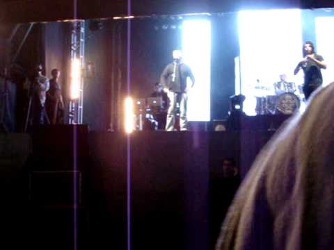 ROSA DE SARON - Rogério Feltrin tirando foto da Facilpa