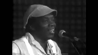 Milton Nascimento, Nos bailes da vida, ao vivo.