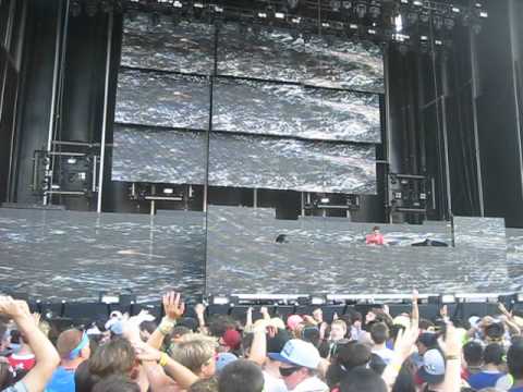 Electric Zoo NYC 2012 Friday Part 04 - Hardwell
