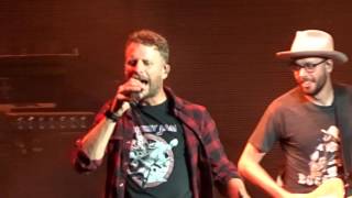 Dierks Bentley in Bristow &quot;(Free and Easy) Down the Road I Go&quot; 6/09/17