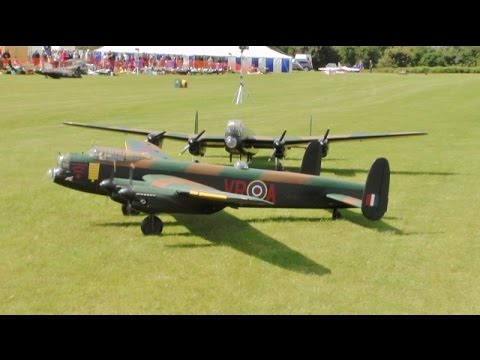 WW2 RC BOMBERS & FIGHTERS DISPLAY AT LMA RAF COSFORD - 2015