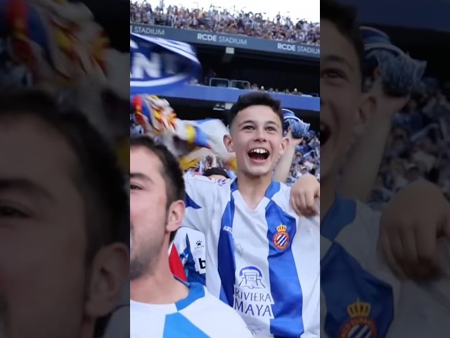 Vídeo relacionado con RCD Espanyol Banesp Banderín, Azul/Blanco, 28 x 19 cm