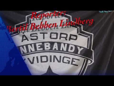 ÅKIBS F 09/10 bjöd på pausunderhållning.