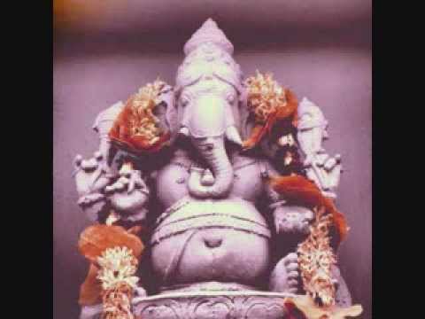 ♫ Maha Ganapathim ♫ Fusion Rendered by Karthik ♫ Ganesh Temple Gopuram Flushing, NY