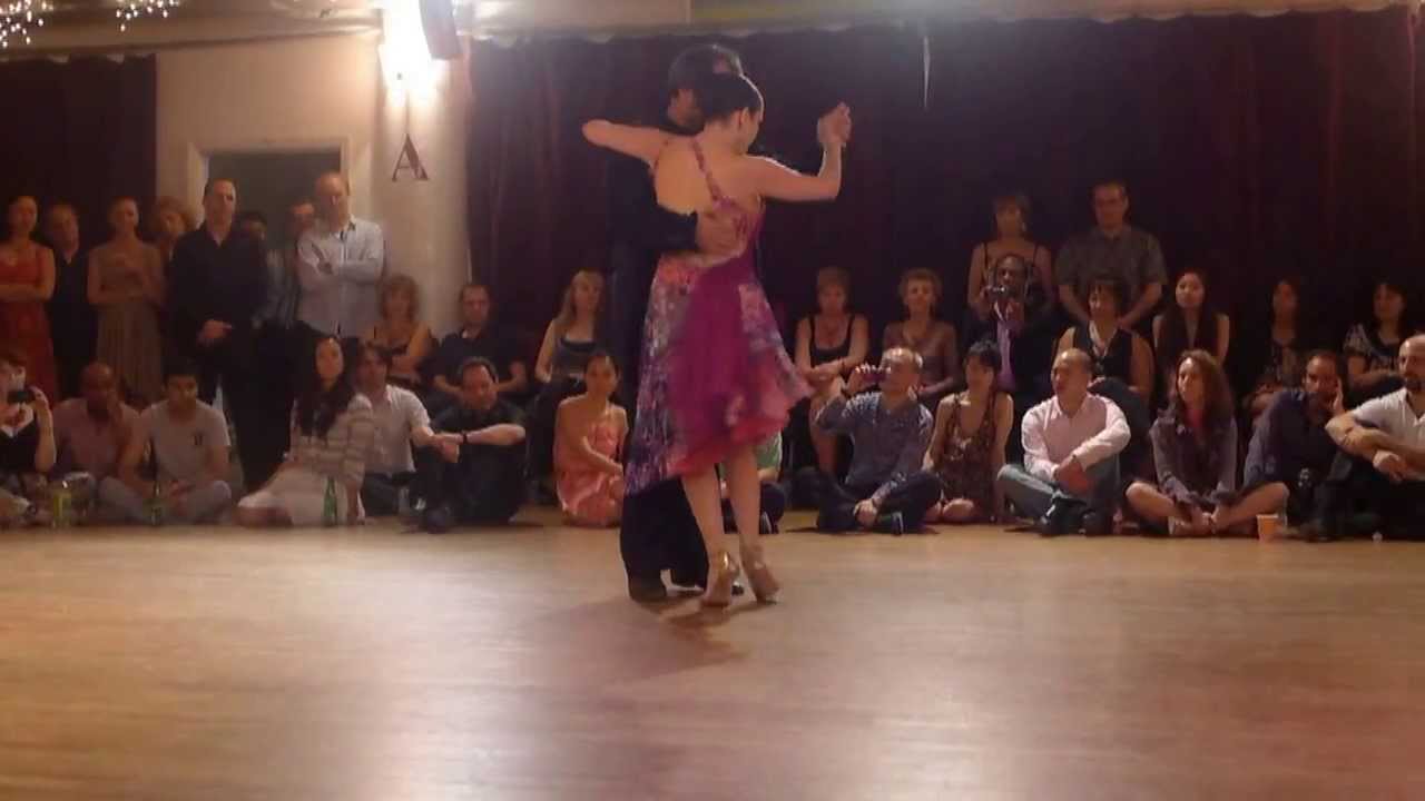Argentine tango by Daniela Pucci and Luis Bianchi: "Derrotado" by Di Sarli