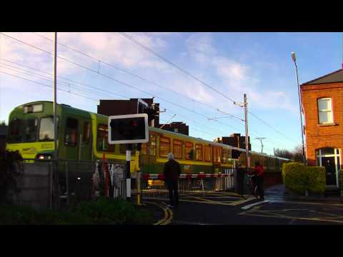 Level crossing at Serpentine Avenue, Dublin