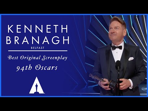 afbeelding Kenneth Branagh Wins Best Original Screenplay for 'Belfast' | 94th Oscars