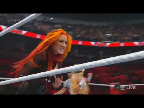 WWE RAW BECKY LYNCH VS TRISH STRATUS 08/14/23
