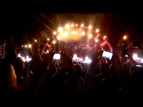 EDC LAS VEGAS 2012 - Afrojack & Steve Aoki (Afroki set intro) [DAY 1] (HD)