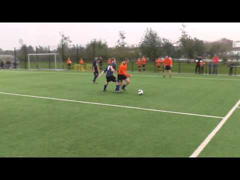 Opjestropdas 2 nov 2013 VV De Meern 9 - PVC 2 com 6-4 Doelpunt Rene, assist Pjotr (5-4)