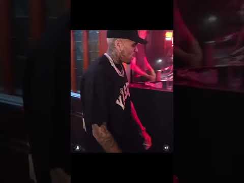 Chris Brown N Da Hood @ Complex Oakland