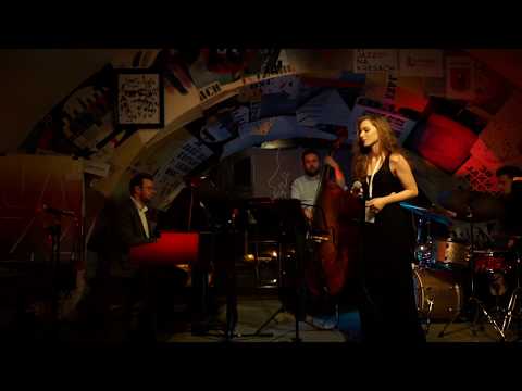 Gabriela Kundziewicz   "In a sentimetal mood"