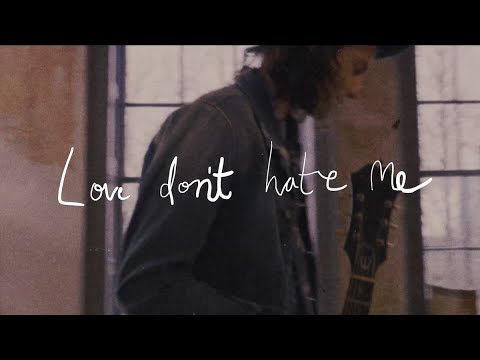 Miniatura de Love Don&rsquo;t Hate Me