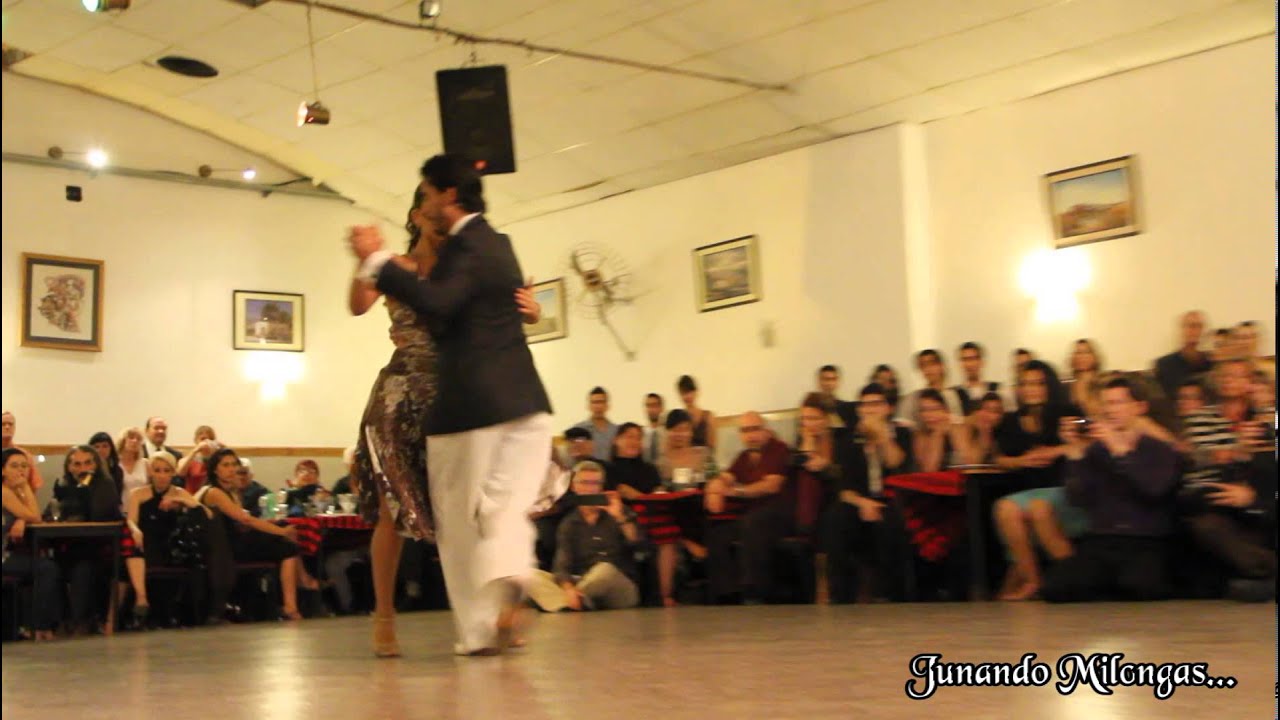 VIRGINIA GOMEZ Y CHRISTIAN MARQUEZ "LOS TOTIS" en La Baldosa (Tango)