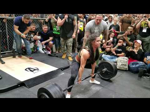 Stefi Cohen deadlifts 545 lbs in Animal Pak Cage 2018
