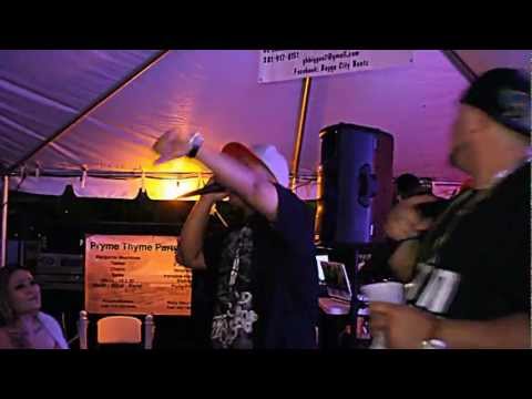 Popason,Daddy C,Yung Banks @ The Strawberry Festival 2012 FREE T-ROK.mp4