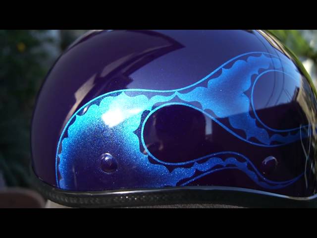 カスタムペイント　ダックテールヘルメット