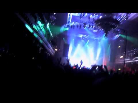 Pendulum - Self Vs Self (feat inflames) LIVE Stockholm 2010.
