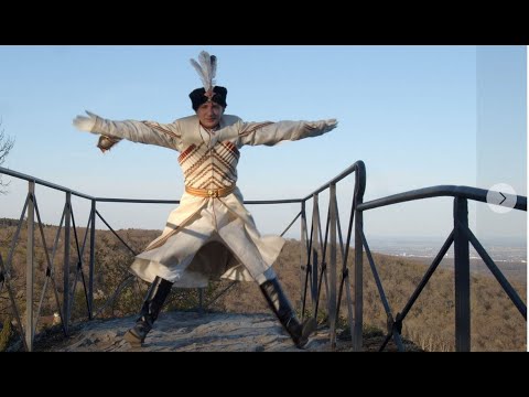 KARL IS DANCING - EXTENDED VERSION