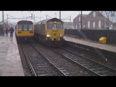 66547 on 6E06 Bredbury - Scunthorpe Roxby @ Guide Bridge on 22.3.13 - HD
