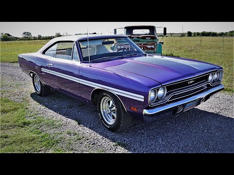 Plum Crazy Purple 1970 Plymouth GTX 440 Automatic