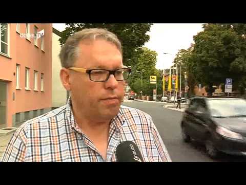 Dreckige Parkplätze -- Diskussion um sanierte Bahnhofstraße in Deggendorf