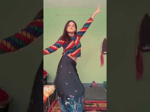 Chatta Rumal Kyamalu - Nepali Movie Aafno Manchhe Song || Shree Krishna Shrestha, Niruta Singh