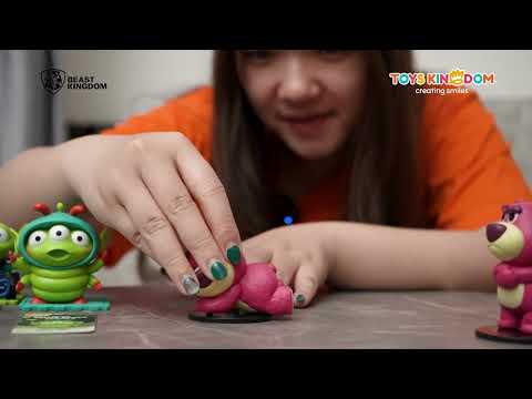 Gambar Beast Kingdom Minifigure Pixar Alien Party Remix 3 Random