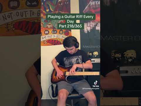 Playing a Guitar Riff Every Day Part 218/365: Through the Fire and Flames - Dragonforce