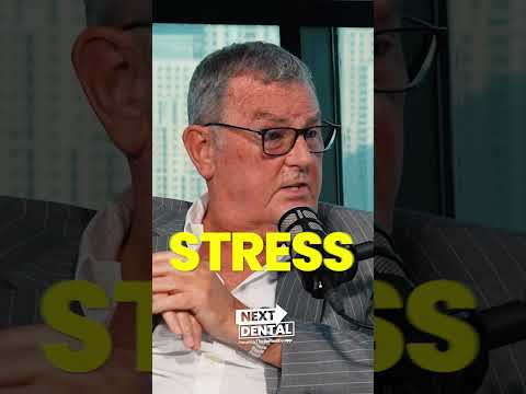 Gold, Composite or AI Bite? Prof Paul Tipton on Occlusion Truths 🦷⚖️ #Shorts