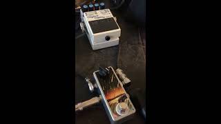 Video thumbnail for Saturnworks Momentary Feedback Looper Guitar Pedal by Saturnworks